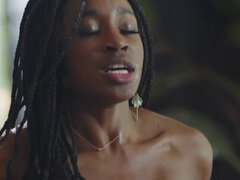 Brunetka, Striekanie semena, Medzirasové