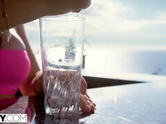 Anal, Kukk suging, Brunette, Dype svelg, Pikk, Ansiktssperm, Fingring, Ridning