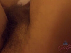 Blasen, Braunhaarige, Besamung, Behaart, Piercing, Pov, Geschwollene nippel, Muschi