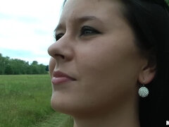 Brunette brune, Tchèque, Européenne, Hard, Argent, De plein air, Pov, Réalité