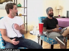 Anaal, Grote lul, Sperma shot, Lul, Masseren, Masturbatie, Moeder, Spion