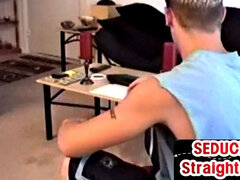 Enthousiasteling, Pijpbeurt, Homo, Handbeurt, Pornster, Tatoeage, Oud