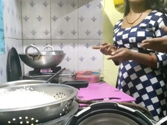 The maid who came from the village did not have any leaves, so the owner took advantage of that and fucked the maid (Hindi Clear Audio)