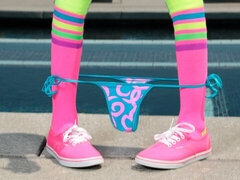 Zadek, Velké péro, Blondýna, Kuřba, Na pejska, Přírodní prsa, Vyhublá, Kozičky