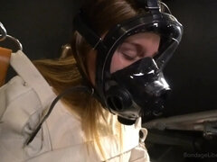 Bondage sadomaso, Bionda, Brunetta, Rasata, Giochi