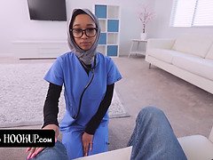 Arabisch, Pijpbeurt, Sperma shot, Handbeurt, Monster, Verpleegster, Schreeuwen, Tiener