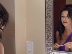 Toilet sex with juicy bitches Alexis Fawx and Skylar Snow