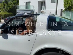 Κώλος, Μωρό, Μεγάλος κώλος, Μεγάλα βυζιά, Ξανθιά, Μουνί, Έφηβος, Βυζιά