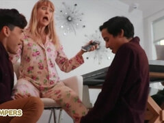 금발의, 거대한, 남자 둘에 여자 하나, 엄마, 보지, 거칠게, 스타킹, 쓰리섬