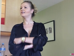 Amilie & Candy Alexa - Lay Over BTS