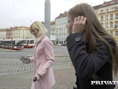 Blondína, Creampie, Striekanie semena, 2 ženy 1 muž, Hd, Medzirasové, Prírodné, Pička