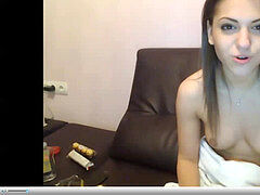stunning girl getting off on chaturbate