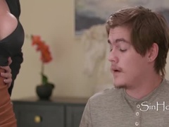 Stora tuttar, Avsugning, Bystig, Milf, Rider, Lärare