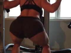 Amatéři, Velké kozy, Tělocvična, Kozičky