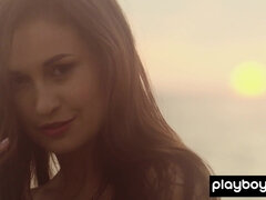 Bikinit, Ruskeahiuksinen, Ulkona, Pienikokoinen, Laiha, Soolo, Tissit