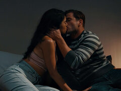 18 éves, Hatalmas hátsó, Mélytorok, Kutya póz, Ébenfekete, Ujjazás, Nuni, Tini