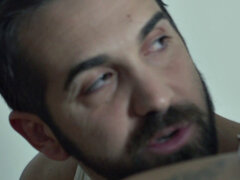 Sovrum, Brunett, Fingering, Fotfetisch, Kysser, Slick, Fitta