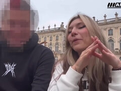 Γάλλος, Μικρούλης, Πίρσινγκ, Δημόσιο