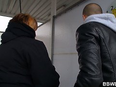 Popó, Fürdőszoba, Testes gyönyörű hölgy, Hatalmas hátsó, Döci, Hd, Zuhanyozó, Begyek