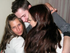 Υπνοδωμάτιο, Μεγάλος κώλος, Μεγάλος πούτσος, Μεγάλα βυζιά, Σε στάση σκύλου στα τέσσερα, Θηλυκό θηλυκό αρσενικό, Κοκκαλιάρης, Έφηβος