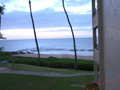 Iso perse, Blondi, Jalat, Jalkahoito, Tyttöystävä, Pikkarit, Ajeltu, Suihku