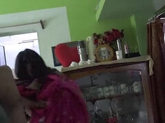 Fürdőszoba, Cumizás, Kőkemény, Hd, Indiai, Csókolózás, Mellbimbók, Nuni