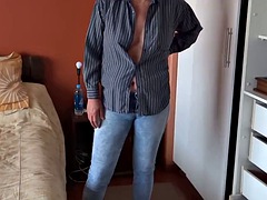 My friends stepson jerks off watching how I dress and I start to get horny when I see his big cock