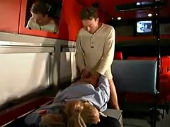 Hot Coach - Delfynn Delage, Julie Monceau