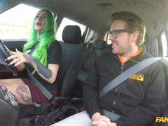 Amatőr, Szépség, Cumizás, Kebles, Gépkocsi, Kutya póz, Szabadban, Nuni