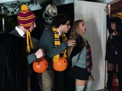 茶髪の, 巨乳な, Hd, レズビアン, なめる, オマンコ, ストッキング, おもちゃ