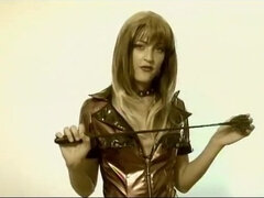 Naughty lesbians in interracial threesome