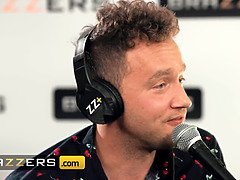 Analno, Velik kurac, Velike joške, Fafanje, Doggystyle, Milf, Orgija