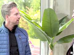 Anale, Pompino, Doppia penetrazione, Tatuaggi, Terzetto, Tette