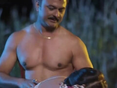 Desi Milf SEx in Outdor