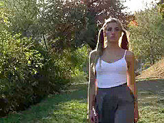 Britskej, Českej, Na verejnosti