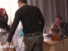 Leie, Tussi, Vollbusig, Verrückt, Französisch, Nackt, Nippel, Rau