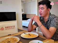 Aasialainen, Isot tissit, Kiinalainen, Käsihoito, Japanilainen, Tissit, Lelut