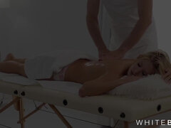 Szőke, Európai, Kőkemény, Magyar, Masszázs, Olaj