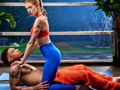 18, Store bryster, Blondine, Pik sutte, Hundestilling, Mager, Teenager, Bryster