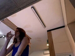 Süss, Selbstgemacht, Hausfrau, Erotischer film, Tanga, Uniform, Spanner, Ehefrau