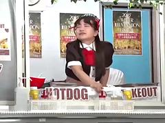 Japonské, Na verejnosti