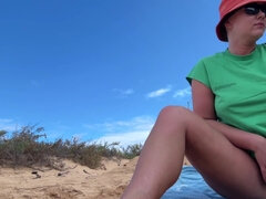 Amatør, Strand, Fetisj, Blotting, Onani, Milf, Pissing, Offentlig