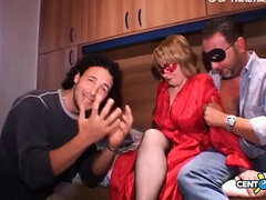 Любители, Анальный секс, Жопа, Семяизвержение, Хд, Итальянки, Маски, Оргии