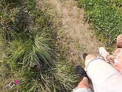 18 let, Amatéři, Kuřba, Pár, Stříkání spermatu, Přítelkyně, Spodní prádlo, Venku