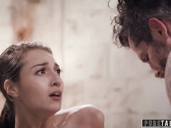 Hot Secretary Pounces On Her Superior's Tempting Cock - Blowjob