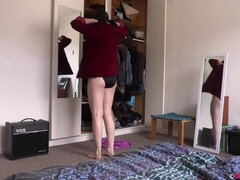 Brunette Babe in Simple Life - Satre