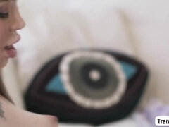 Velike joške, Fafanje, Globoko grlo, Ladyboy, Latinka, Lizanje, Muco, Transa