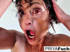 Bruinharig, Rondborstig, Fetisj, Indisch, Ondergoed, Moeder die ik wil neuken, Geschoren, Alleen