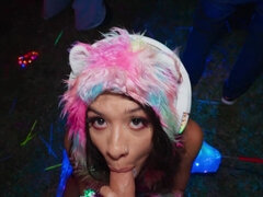 Obciąganie, Brunetka, Wytrysk, Styl na pieska, Hd, Naturalne cycki, Na wolnym powietrzu, Punkt widzenia