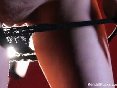 Grosse titten, Braunhaarige, Lingerie, Masturbation, Muschi, Solo, Scherzbold, Spielzeuge